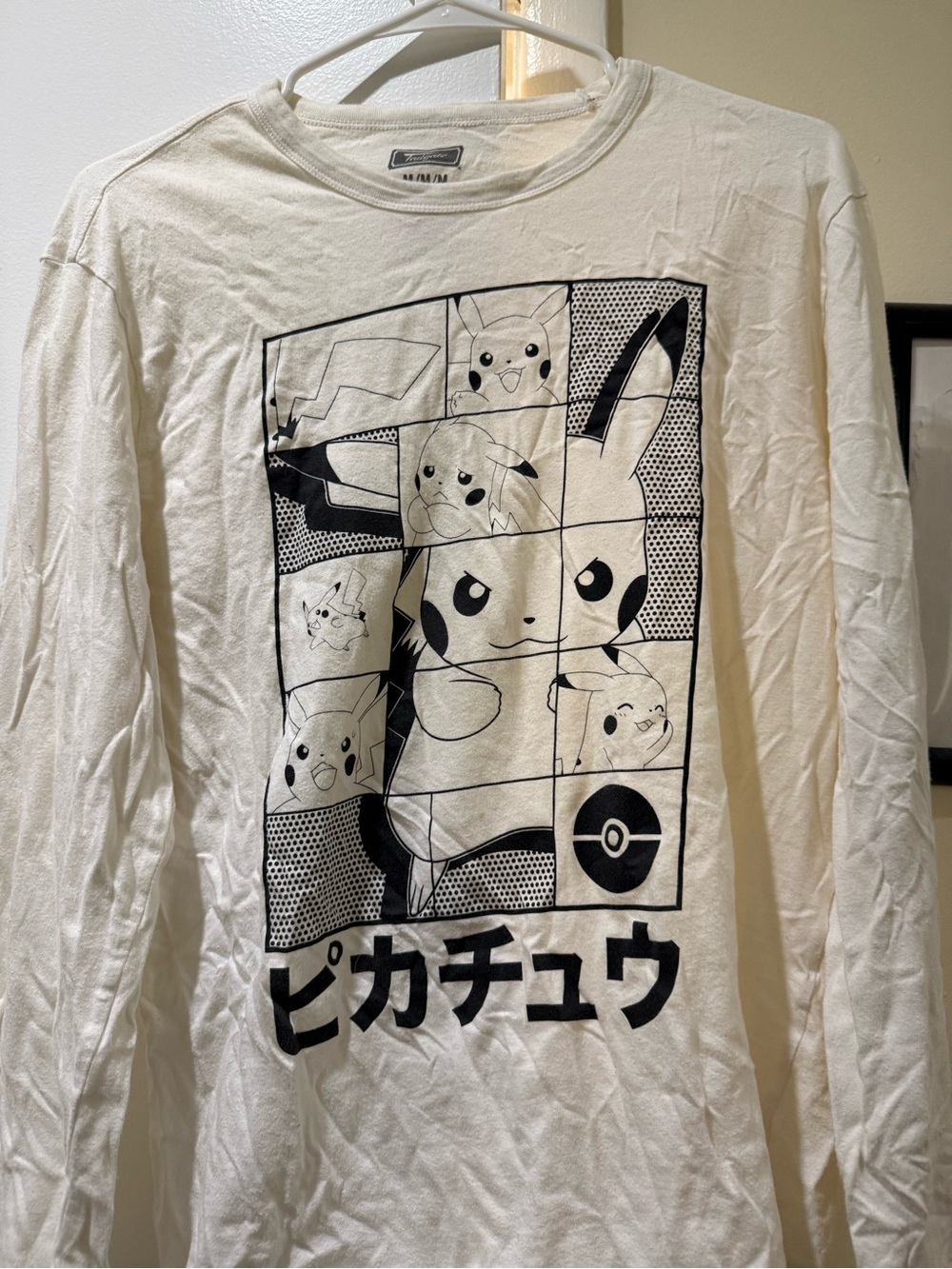 Men’s Pokémon / Pikachu Graphic Long Sleeve Tee - White with Black Print, size M